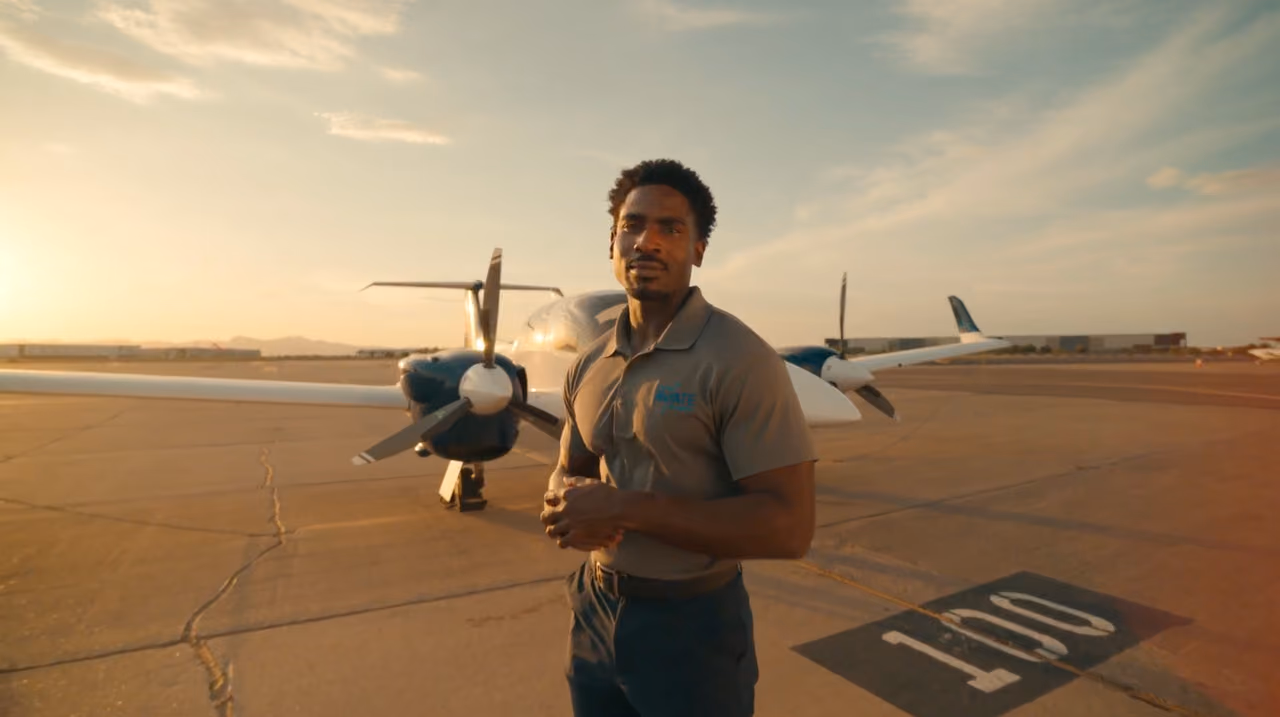 United Airlines Recruitment Campaign — frame 18