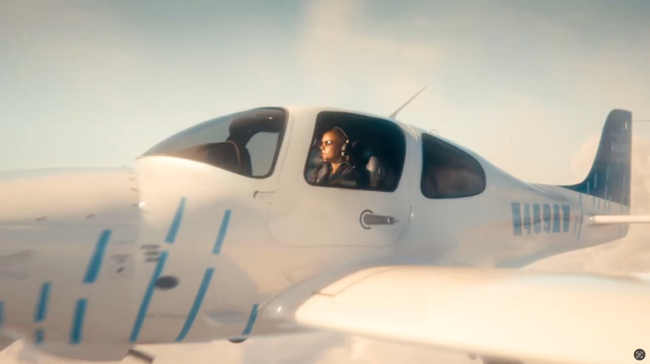 United Airlines Recruitment Campaign — frame 4